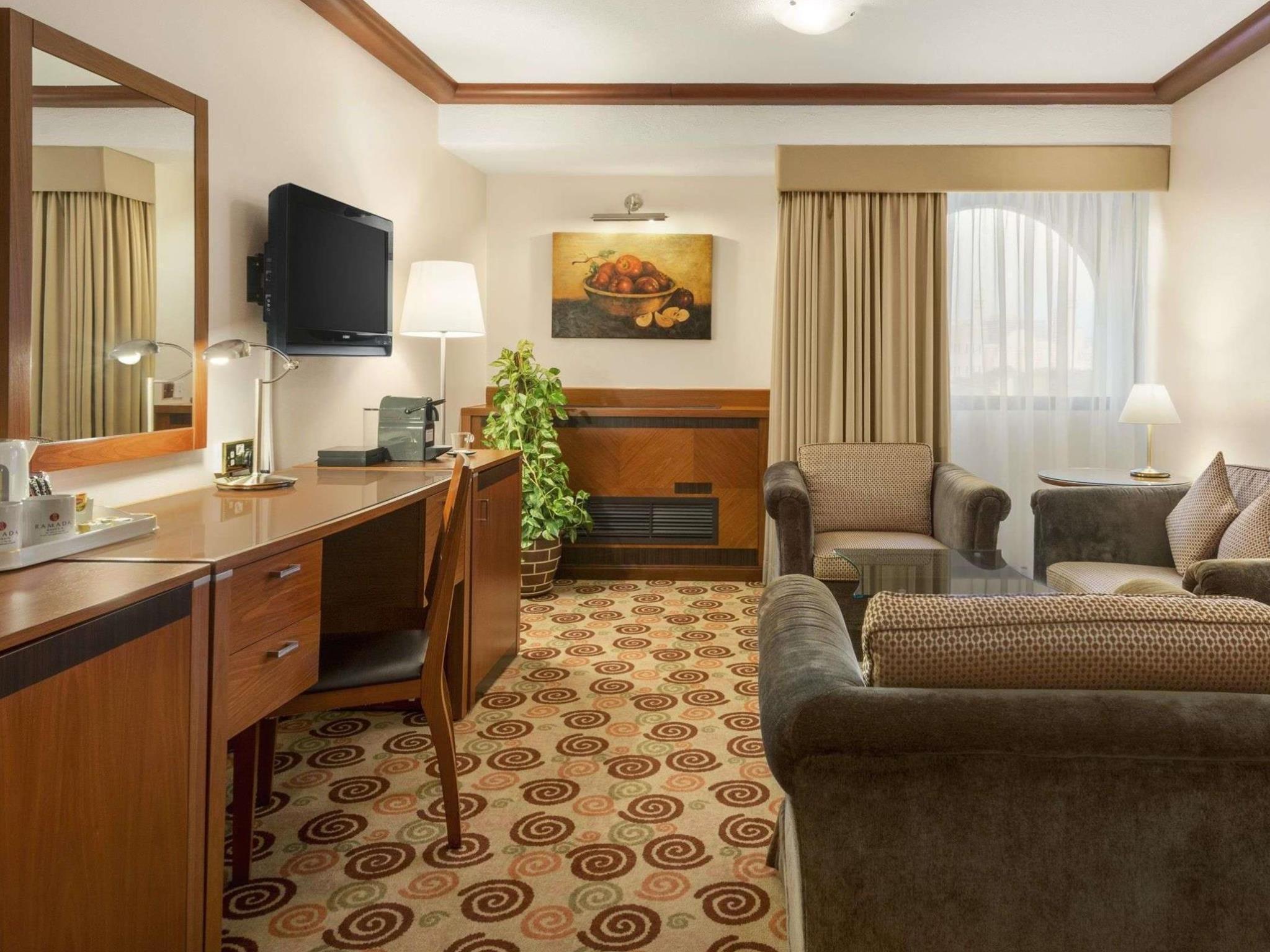 Hotel Ramada By Wyndham Bahrain Manama Zewnętrze zdjęcie