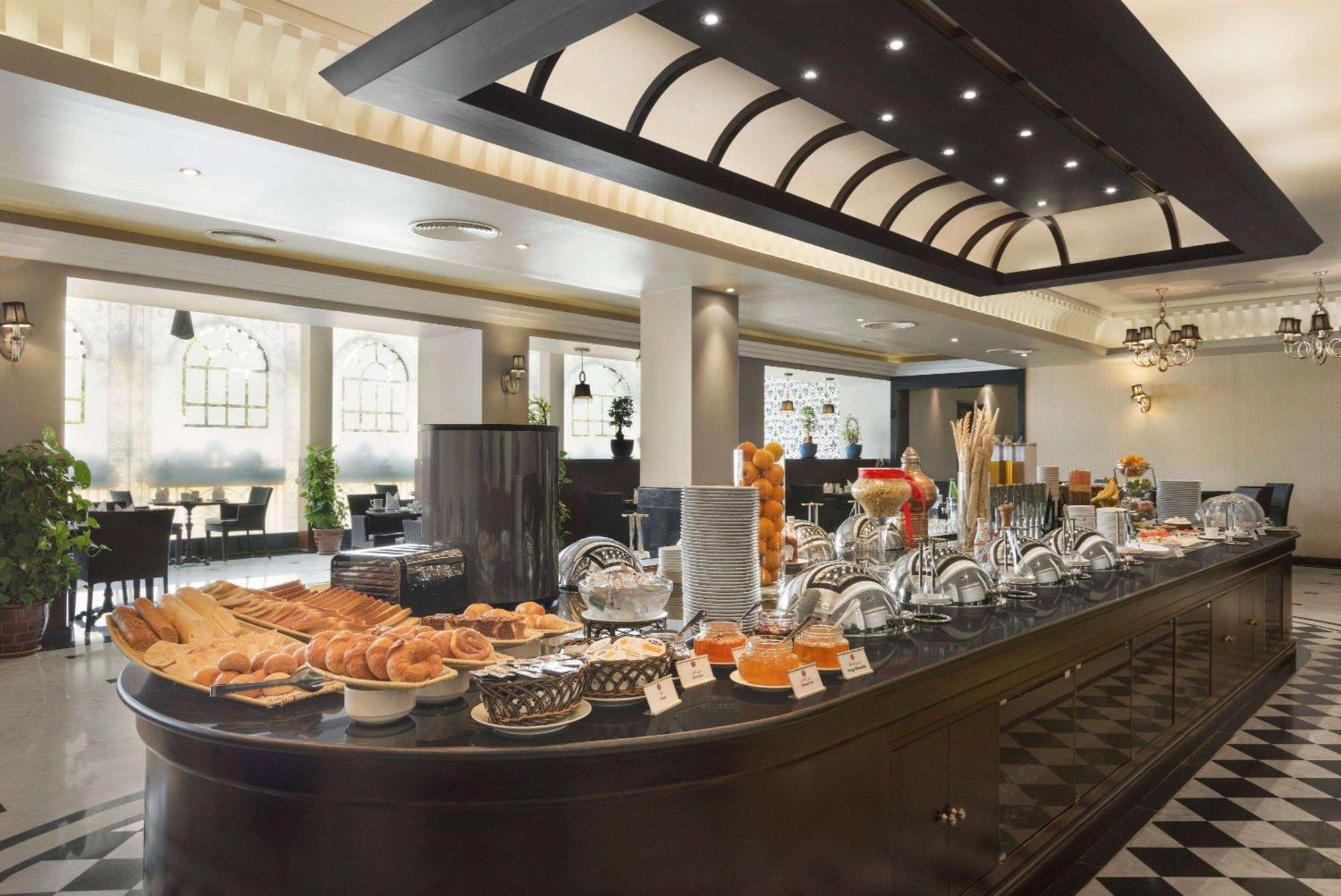 Hotel Ramada By Wyndham Bahrain Manama Zewnętrze zdjęcie