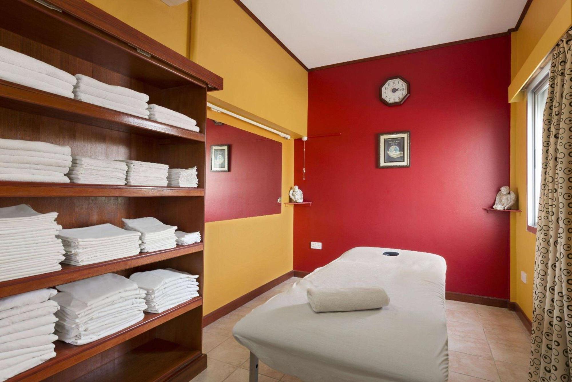 Hotel Ramada By Wyndham Bahrain Manama Zewnętrze zdjęcie