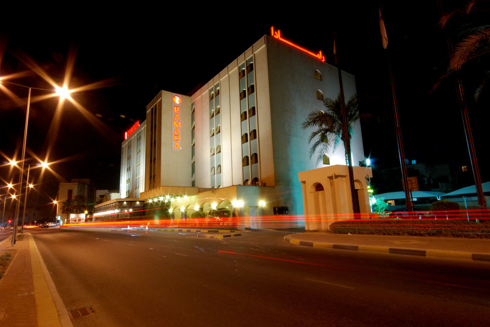Hotel Ramada By Wyndham Bahrain Manama Zewnętrze zdjęcie