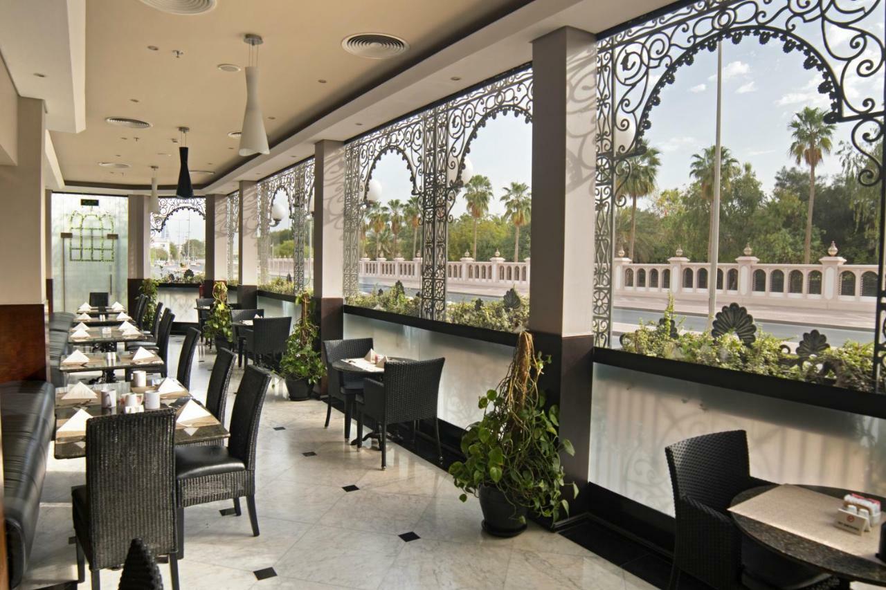 Hotel Ramada By Wyndham Bahrain Manama Zewnętrze zdjęcie