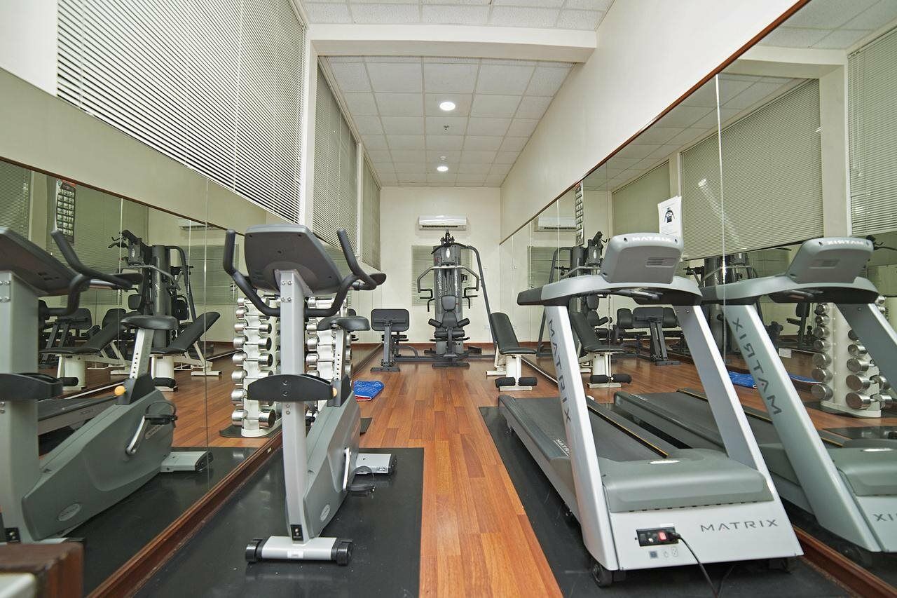 Hotel Ramada By Wyndham Bahrain Manama Zewnętrze zdjęcie